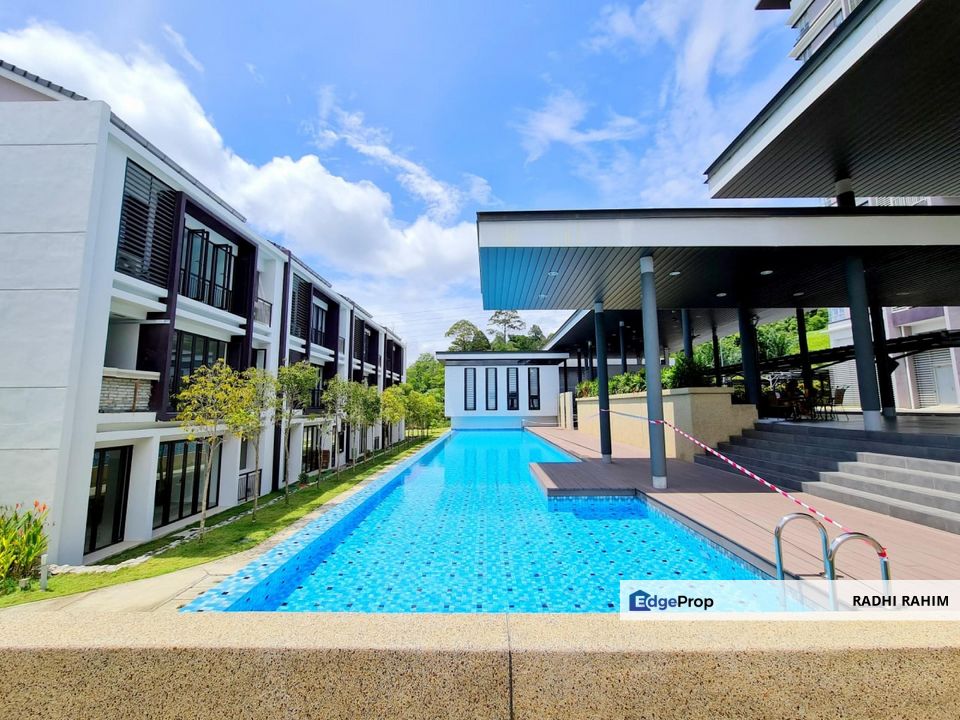 Furnished Bukit Jelutong Townhouse Rimbun Sanctuary Private & Serene Environment , Selangor, Bukit Jelutong