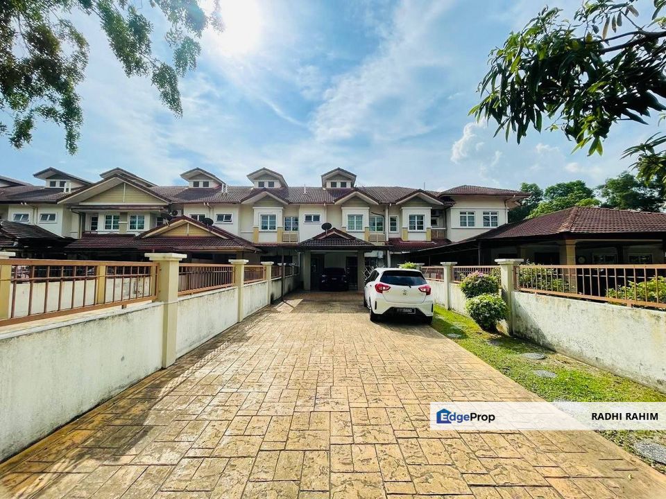 Sek 7 Shah Alam Tanah Luas Rumah Cantik Facing Open Gated Guarded , Selangor, Shah Alam