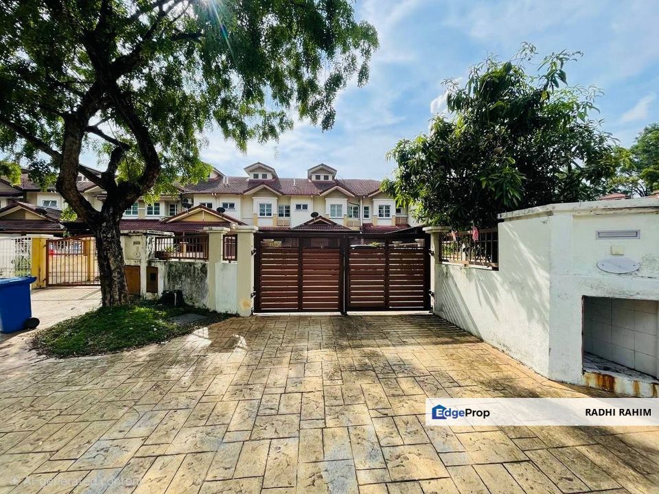 Sek 7 Shah Alam Tanah Luas Rumah Cantik Facing Open Gated Guarded , Selangor, Shah Alam