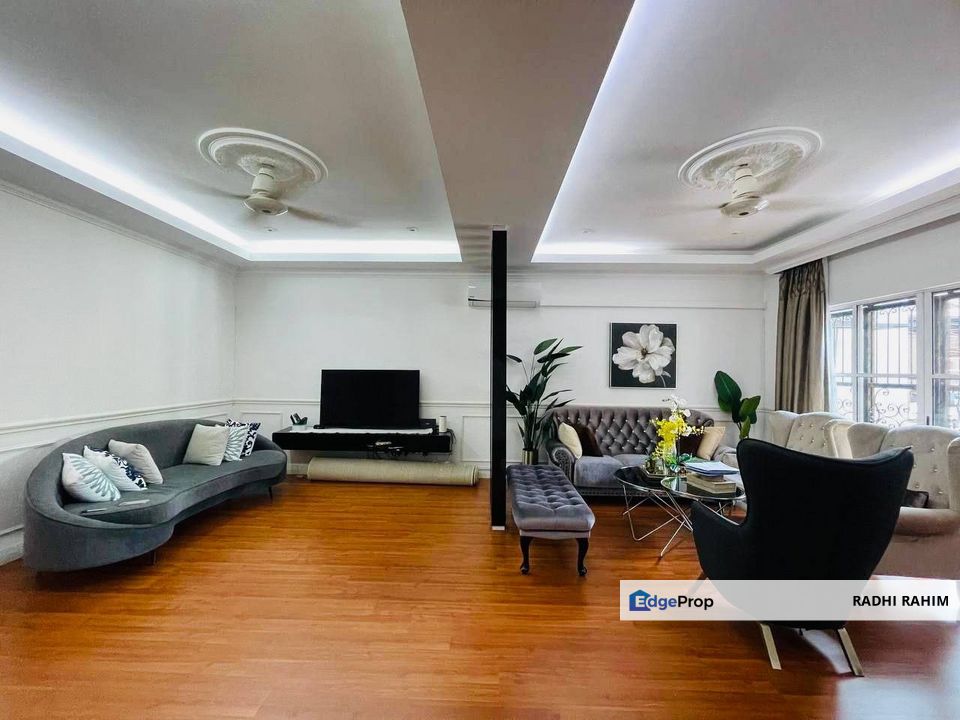 Sek 7 Shah Alam Tanah Luas Rumah Cantik Facing Open Gated Guarded , Selangor, Shah Alam