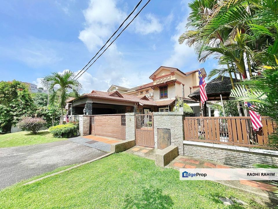 Ukay Perdana Semi-D Renovated Well-Maintained Guarded Ampang KL , Selangor, Ampang