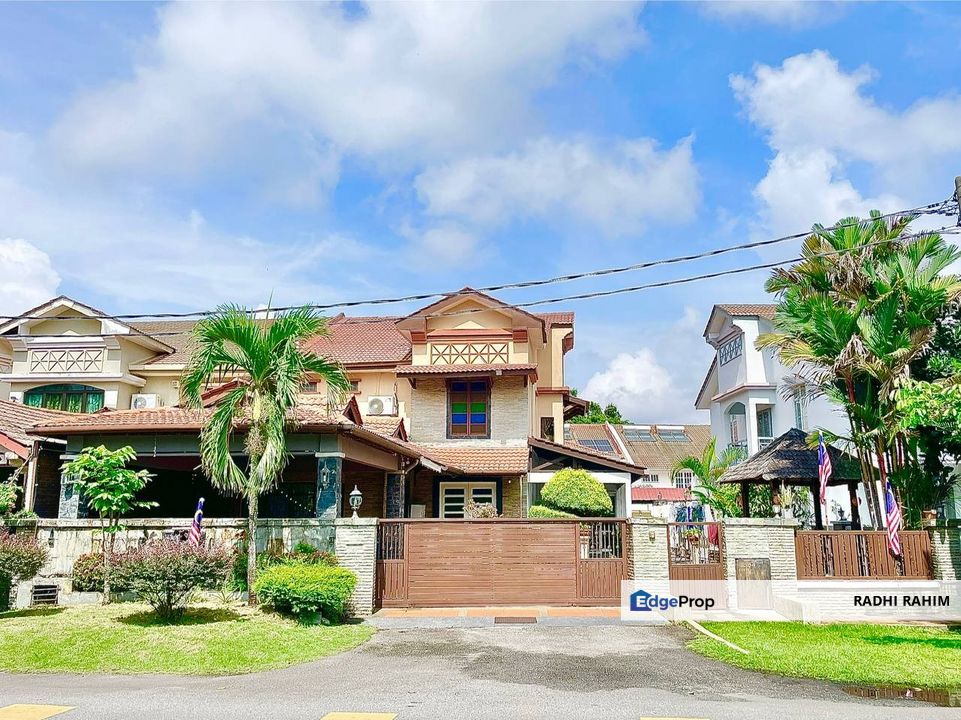 Ukay Perdana Semi-D Renovated Well-Maintained Guarded Ampang KL , Selangor, Ampang