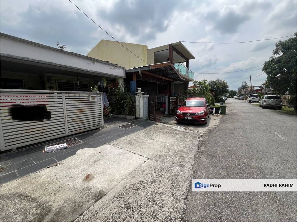 Taman Selaseh Renovated & Extended NBU Fasa 1 Batu Caves Gombak, Selangor, Batu Caves 