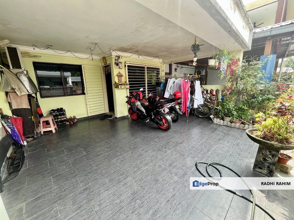 Taman Selaseh Renovated & Extended NBU Fasa 1 Batu Caves Gombak, Selangor, Batu Caves 