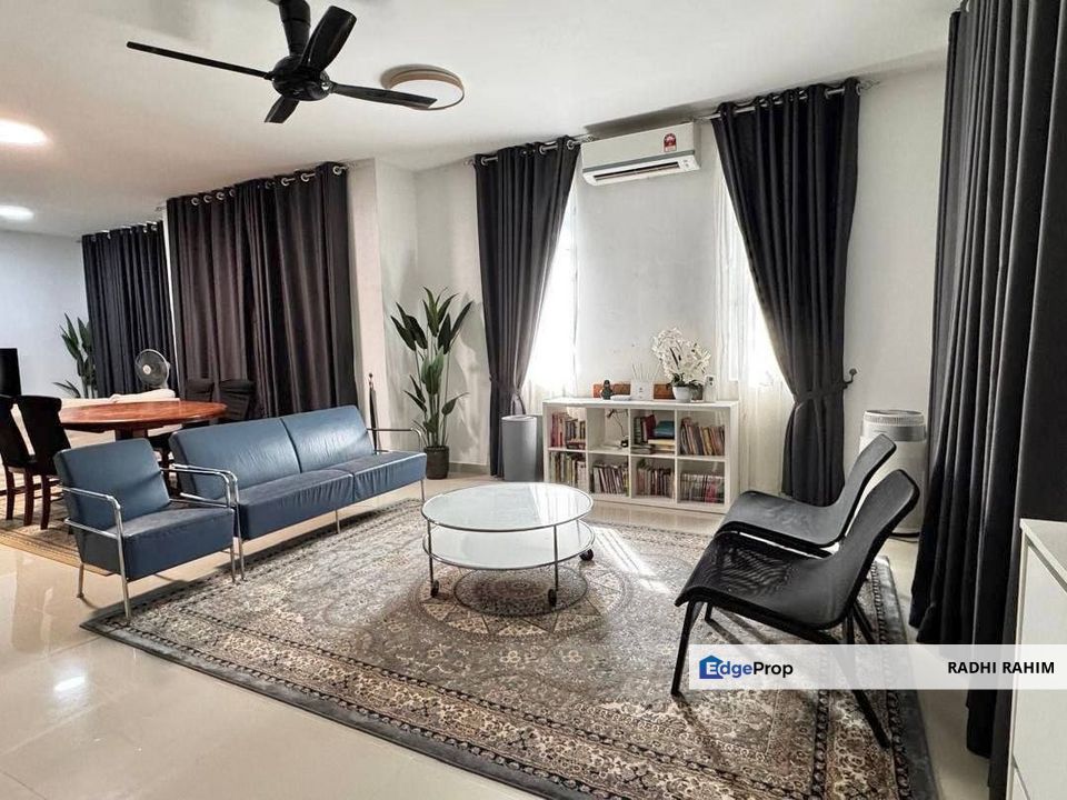 Banglo Setingkat Lenggeng Semenyih Freehold Renovated Well-Maintained Seksyen 9, Negeri Sembilan, Lenggeng