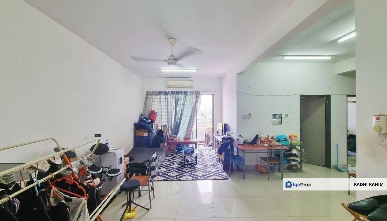 Bayu Condo Ampang Pandan Jaya Next to LRT 2 Parking 1067sf Negotiable , Selangor, Pandan Jaya