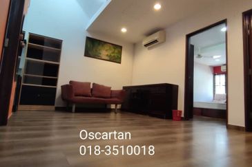 Good Condition, Well Keep unit for Sale at Kepong area!!