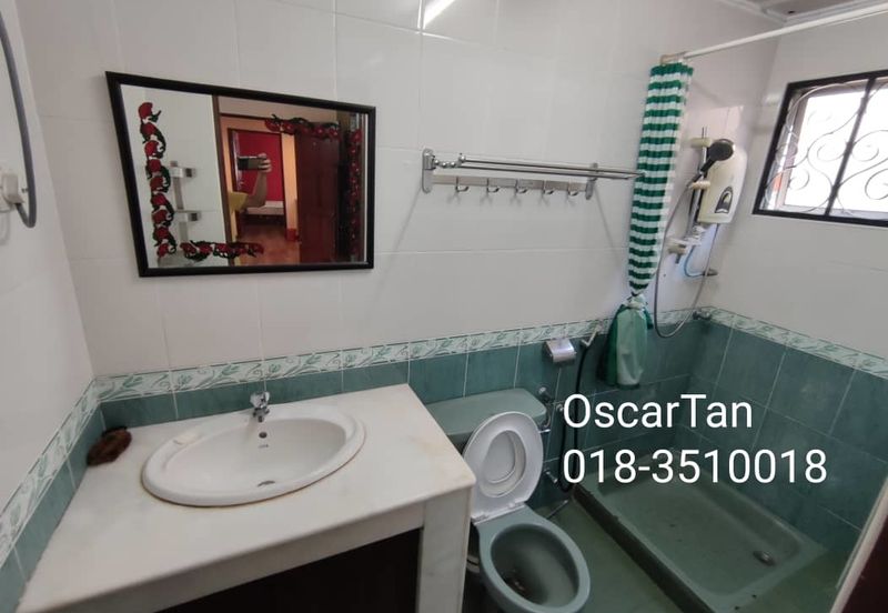 Good Condition, Well Keep unit for Sale at Kepong area!!