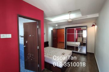 Good Condition, Well Keep unit for Sale at Kepong area!!