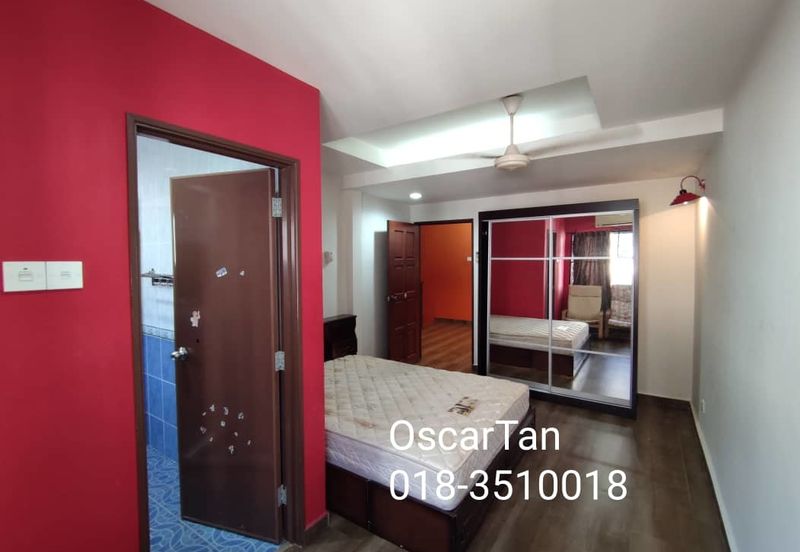 Good Condition, Well Keep unit for Sale at Kepong area!!