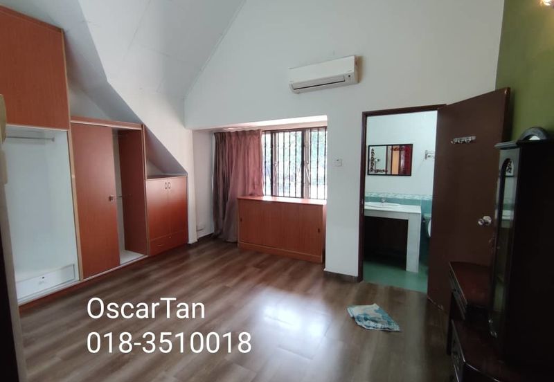 Good Condition, Well Keep unit for Sale at Kepong area!!