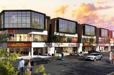 3sty Corner Shop in Setia Eco Templer For Sale