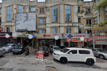 Medan Putra Business Centre