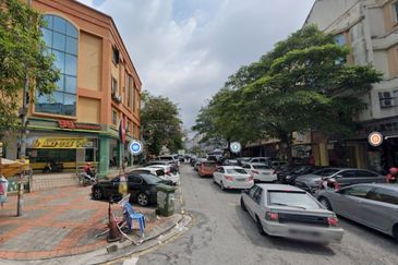 Medan Putra Business Centre