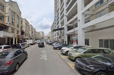 Medan Putra Business Centre