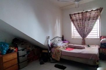 Cheaper Unit Townhouse in Cheras For Sale