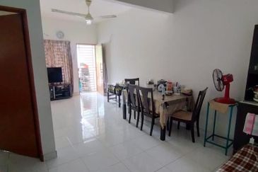 Cheaper Unit Townhouse in Cheras For Sale