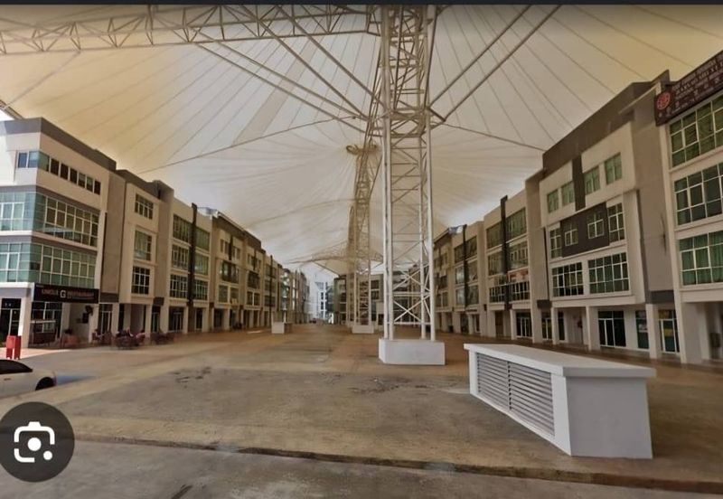 Ground Floor Unit in Boulevard Business Park For Rent