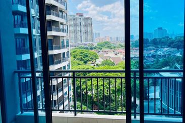 Aradia Residence @ Lake City