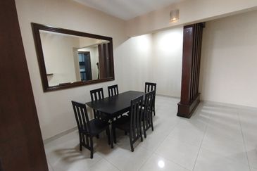 Rivercity Condominium