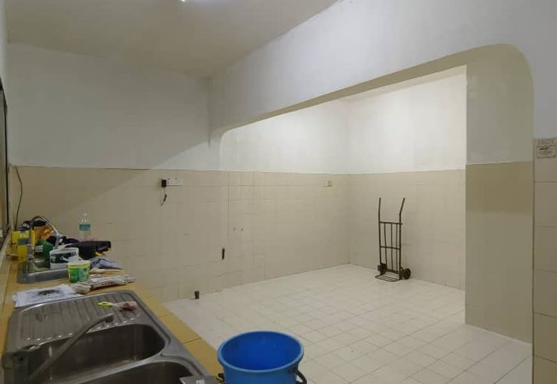 Bandar Menjalara (Desa Seri Mahkota)