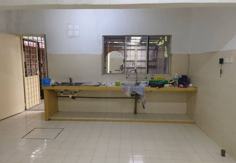 Bandar Menjalara (Desa Seri Mahkota)