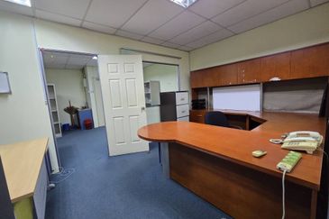 Medan Putra Business Centre