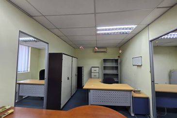 Medan Putra Business Centre