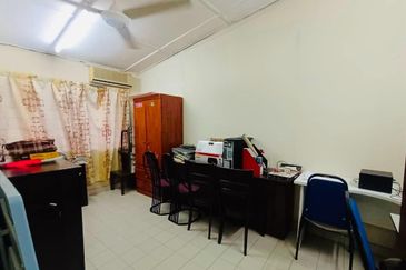 Taman Kepong (Kepong Garden)