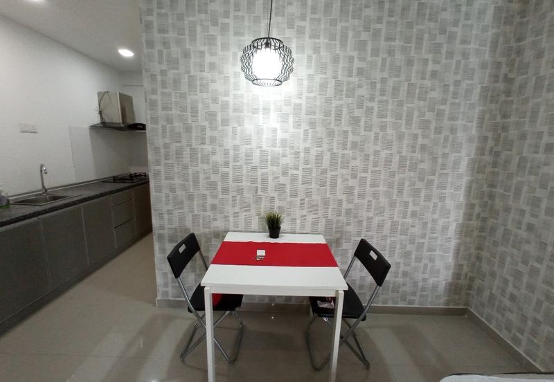 Rivercity Condominium