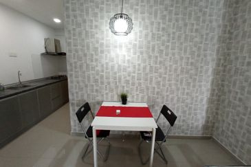 Rivercity Condominium