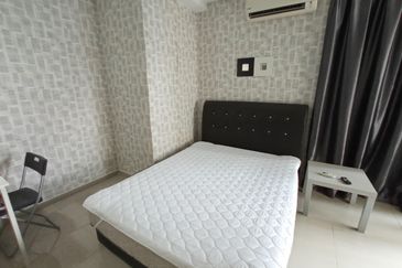 Rivercity Condominium