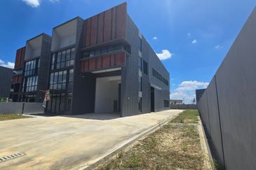 Elmina Business Park