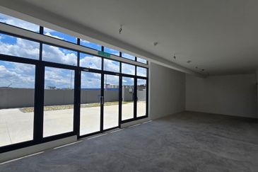 Elmina Business Park