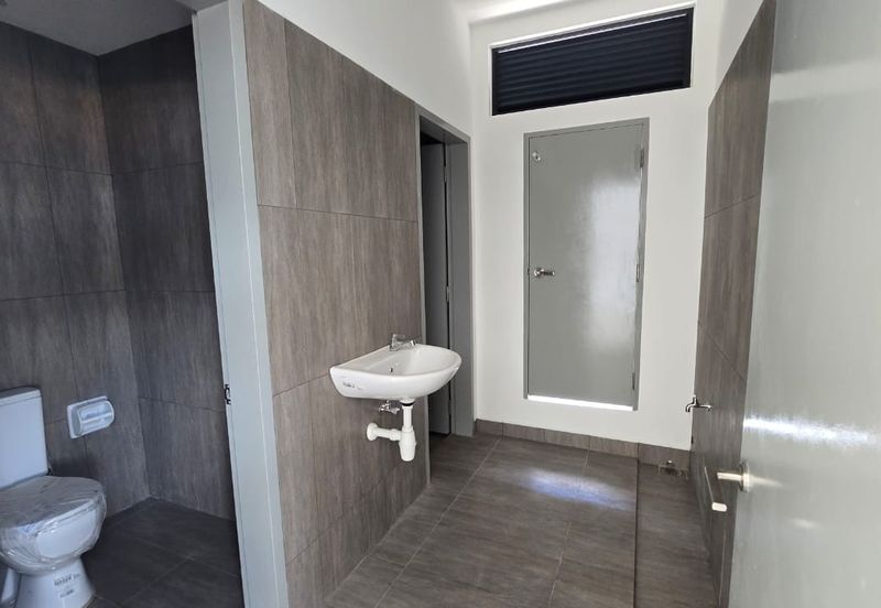 Elmina Business Park