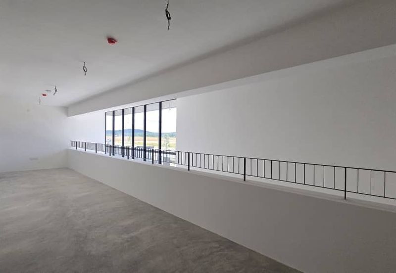 Elmina Business Park