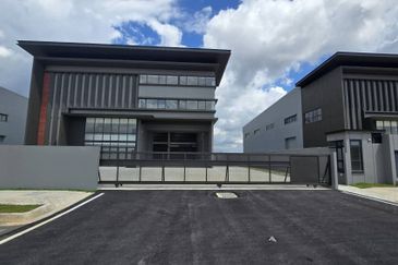 Elmina Business Park