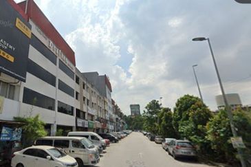 Taman Daya Shop Apartment
