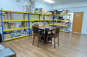 D Square @ Bandar Damai Perdana