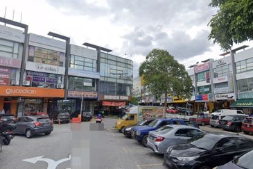 Medan Niaga Tasik Damai