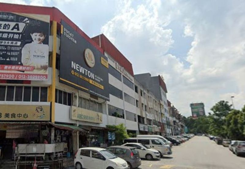 4 STOREY SHOPLOT FACING MAIN ROAD @ TAMAN DAYA 