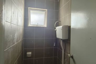 2 Storey Shoplot @ Tmn Velox, Rawang for Sale !