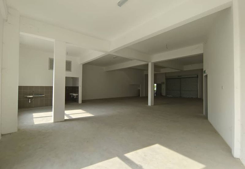2 Storey Shoplot Ground Floor @ Jalan Prima, Tmn Velox FOR RENT !