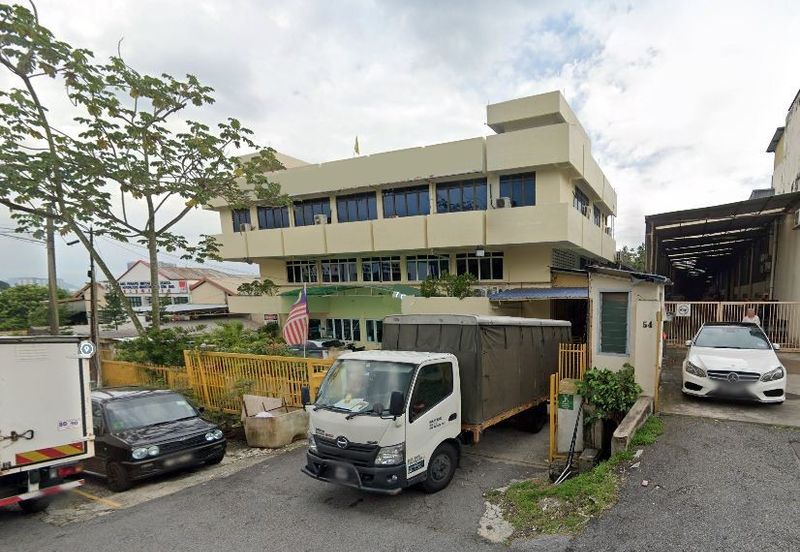 Kaw Industri Taman Eshan, Tmn Eshan. 4-Store Detached Office Factory