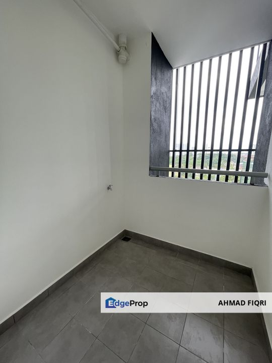 Anggun Lumayan 1250sf Non Bumi Lot Facing Tasik and Morning Sun 3 Parkings, Kuala Lumpur, Cheras
