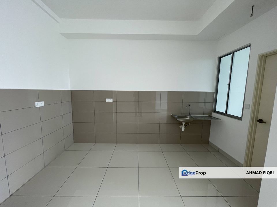 Anggun Lumayan 1250sf Non Bumi Lot Facing Tasik and Morning Sun 3 Parkings, Kuala Lumpur, Cheras