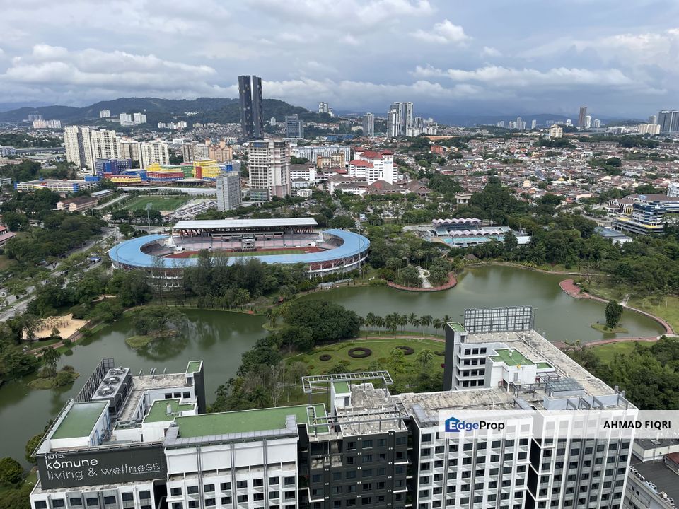Anggun Lumayan 3 Parkings View Tasik Permaisuri Facing Morning Sun Top Floor High Ceiling, Kuala Lumpur, Cheras