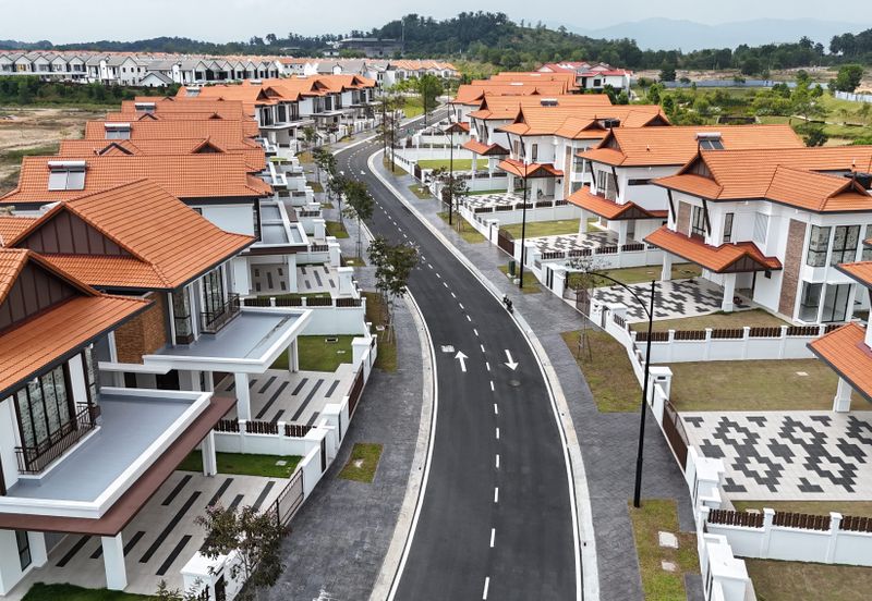 Serambi Villa Setia Alam Sari