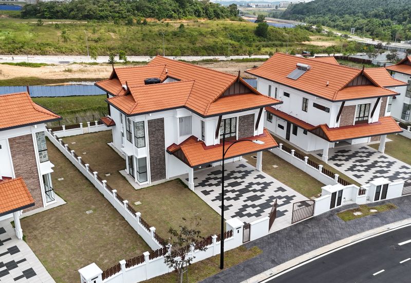 Serambi Villa Setia Alam Sari