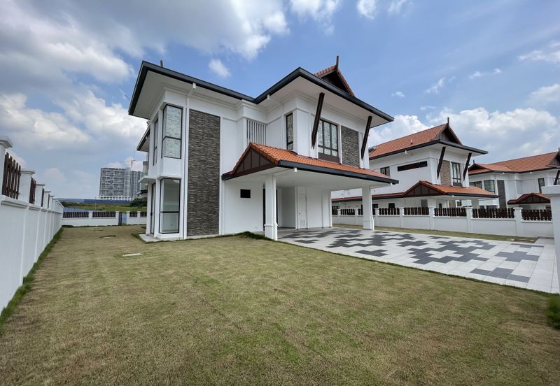 Serambi Villa Setia Alam Sari